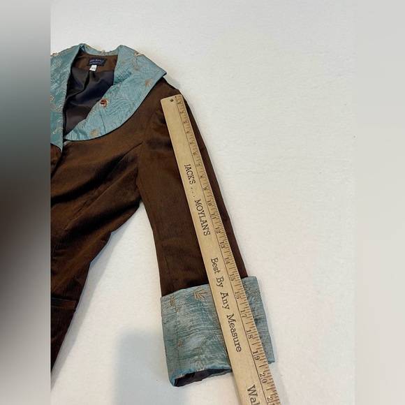 Debra Murry wearable, art embroidered corduroy jacket, in New like vintage - Picture 10 of 10